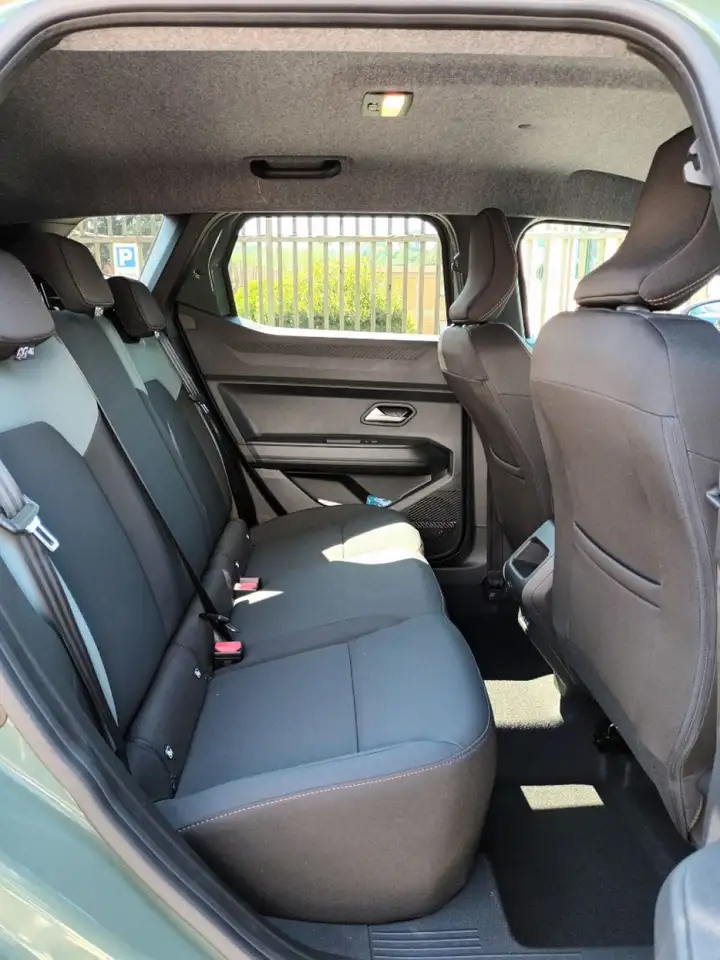 Dacia Duster 1200 ECO-G EXTREME 122CV CARPLAY CAM VETRSCURI"17 10