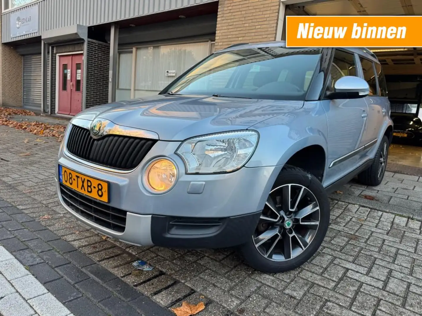 Skoda Yeti 1.2 TSI Ambition Arctic CLIMA LMV TREKHAAK NAP APK Blauw - 1