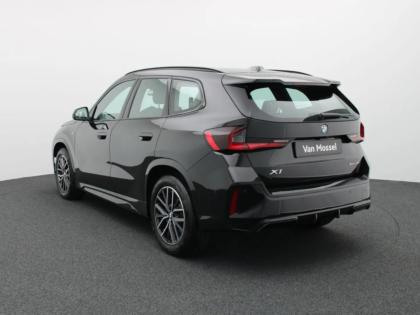 BMW X1 sDrive18i M PACK Noir - 2