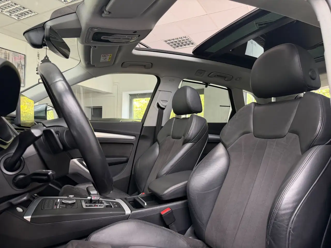 Audi Q5 35 TDI SPORT AUTO PANO KEYLESS PDC SZH, миниатюра 11