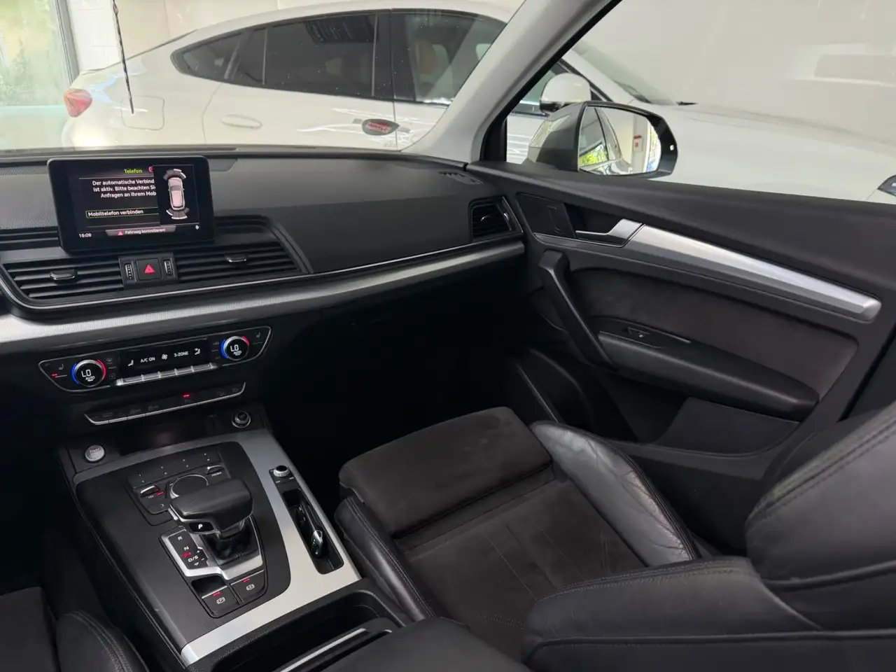 Audi Q5 35 TDI SPORT AUTO PANO KEYLESS PDC SZH, миниатюра 18