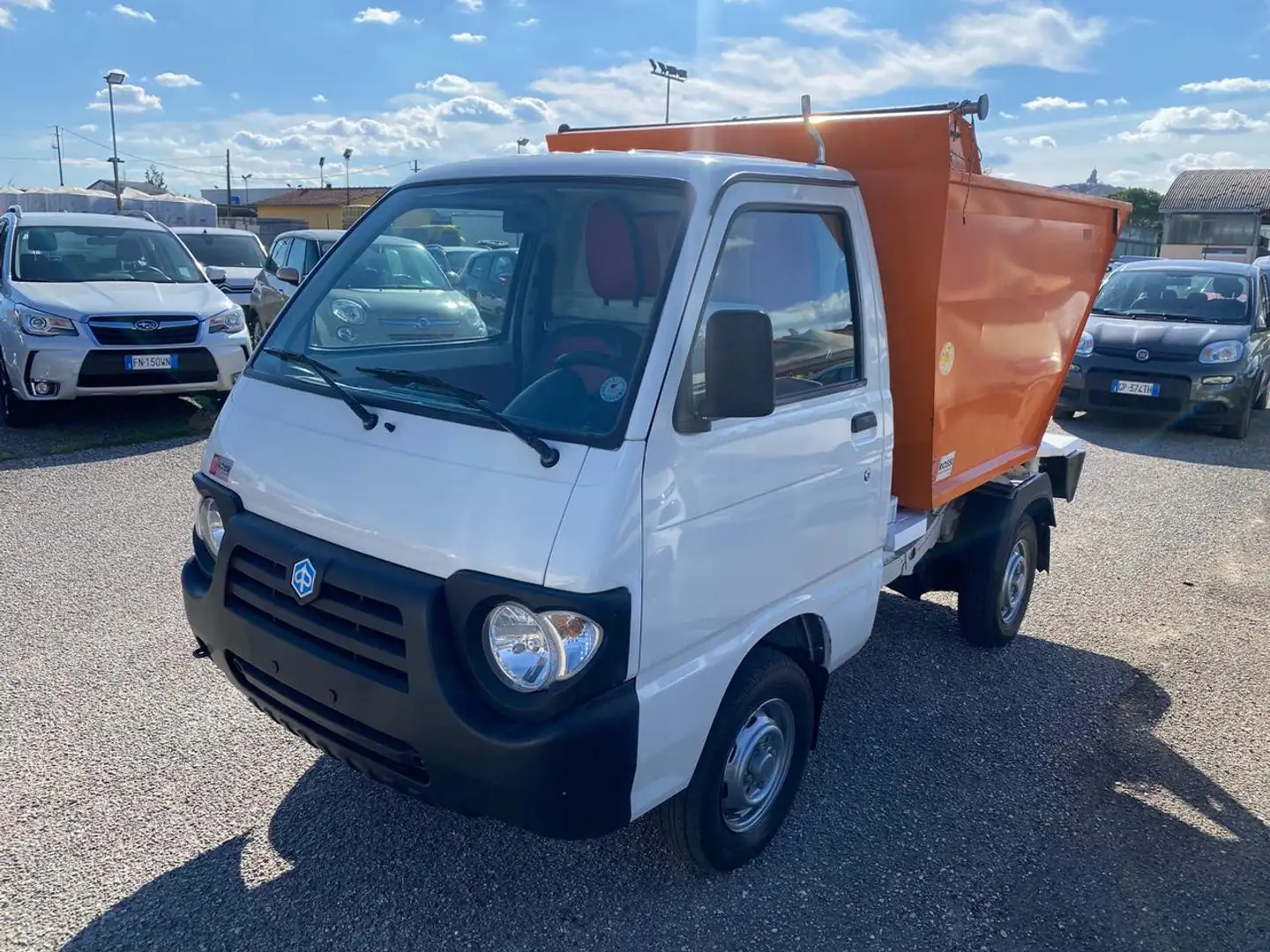 Piaggio Quargo 700 DIESEL VASCA RIBALTABILE Fehér - 1