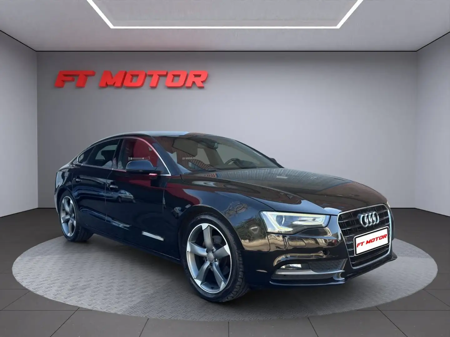 Audi A5 Sportback 2.0TDI S line edition Mult. 177 Noir - 1