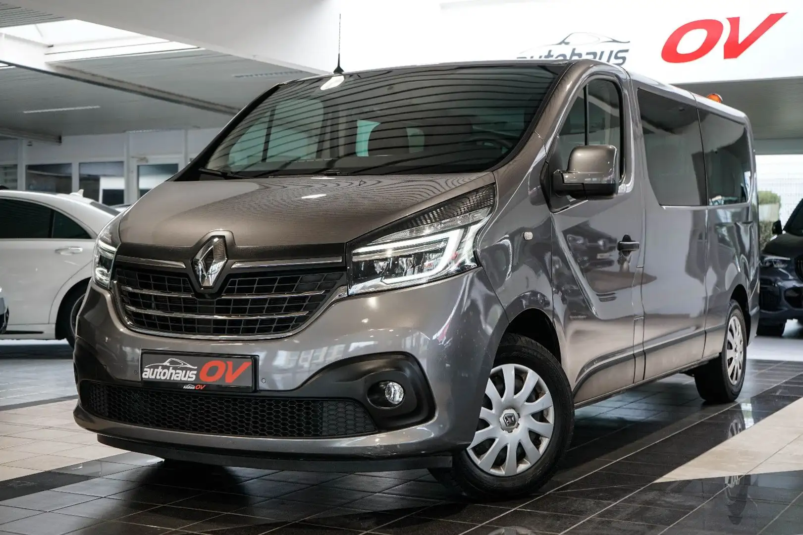 Renault Trafic Combi L2H1 3,0t Life Style Paket*9x Sitze Gris - 1