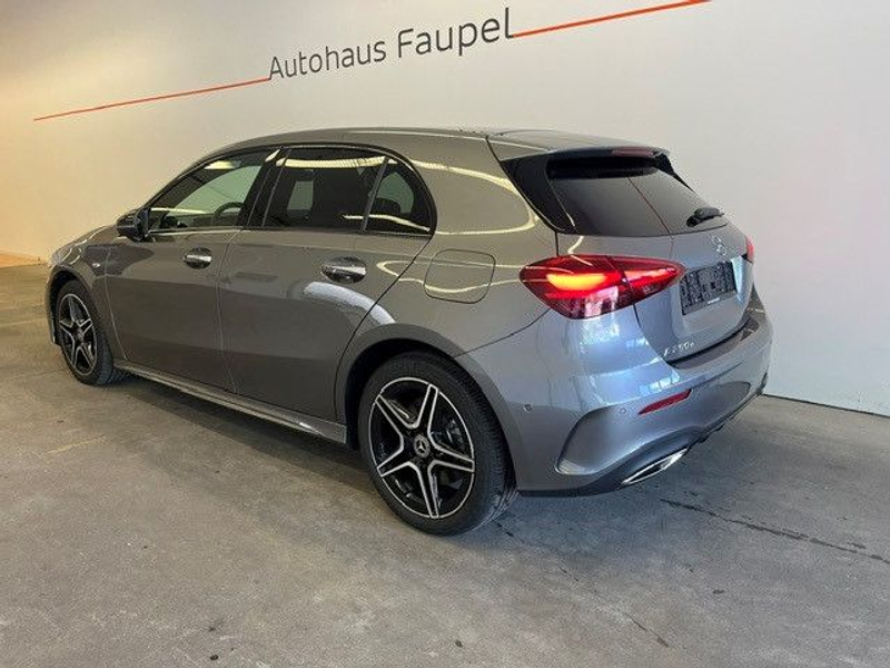 Mercedes-Benz A 250 e AMG-Line Panorama Distronic Keyless Go — photo 4