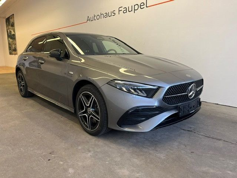 Mercedes-Benz A 250 e AMG-Line Panorama Distronic Keyless Go