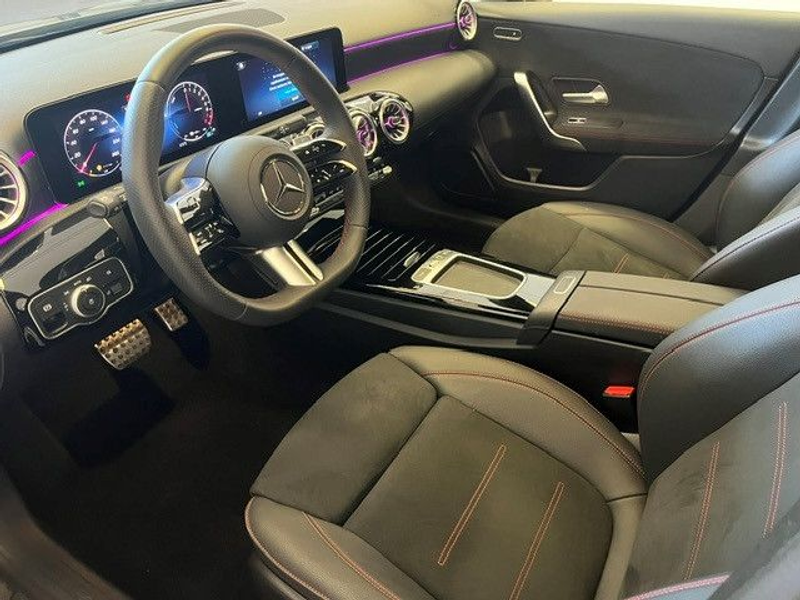 Mercedes-Benz A 250 e AMG-Line Panorama Distronic Keyless Go — photo 5