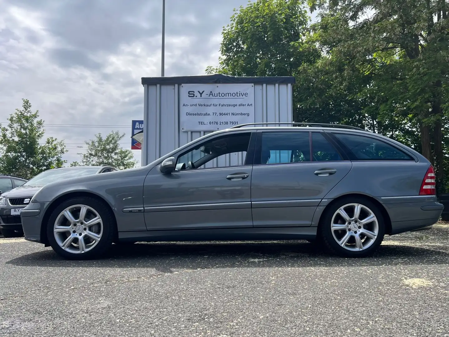 Mercedes-Benz C 180 C180 Avantgarde/Aut/Navi/Klima/Leder/SHZ/TÜV NEU - 2
