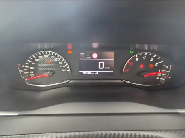 Peugeot 2008 view 15