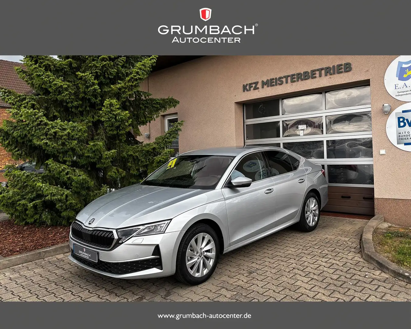 Skoda Octavia 1.5 eTSI mHEV DSG7 Selection Matrix Navi Sitzh.... Silber - 1