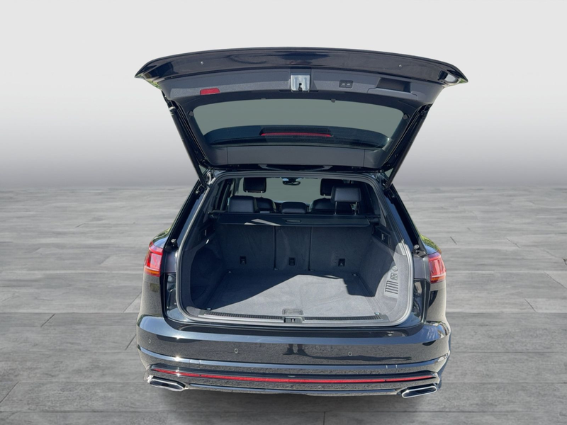 Volkswagen Touareg "Edition 20" 3.0TDI 4M R-LINE AHK LUFTF — photo 14