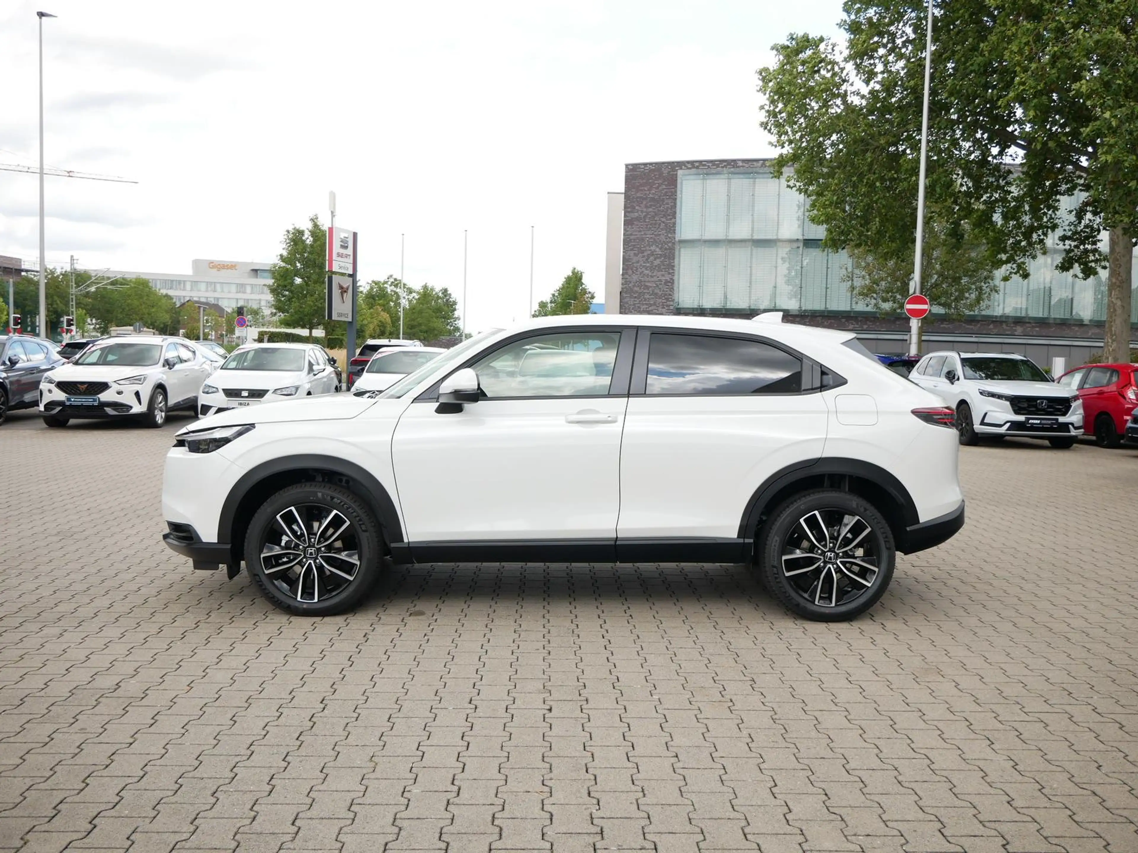 Honda HR-V 1.5 Elegance Hybrid 2027 ACC+KAMERA+LED — photo 10