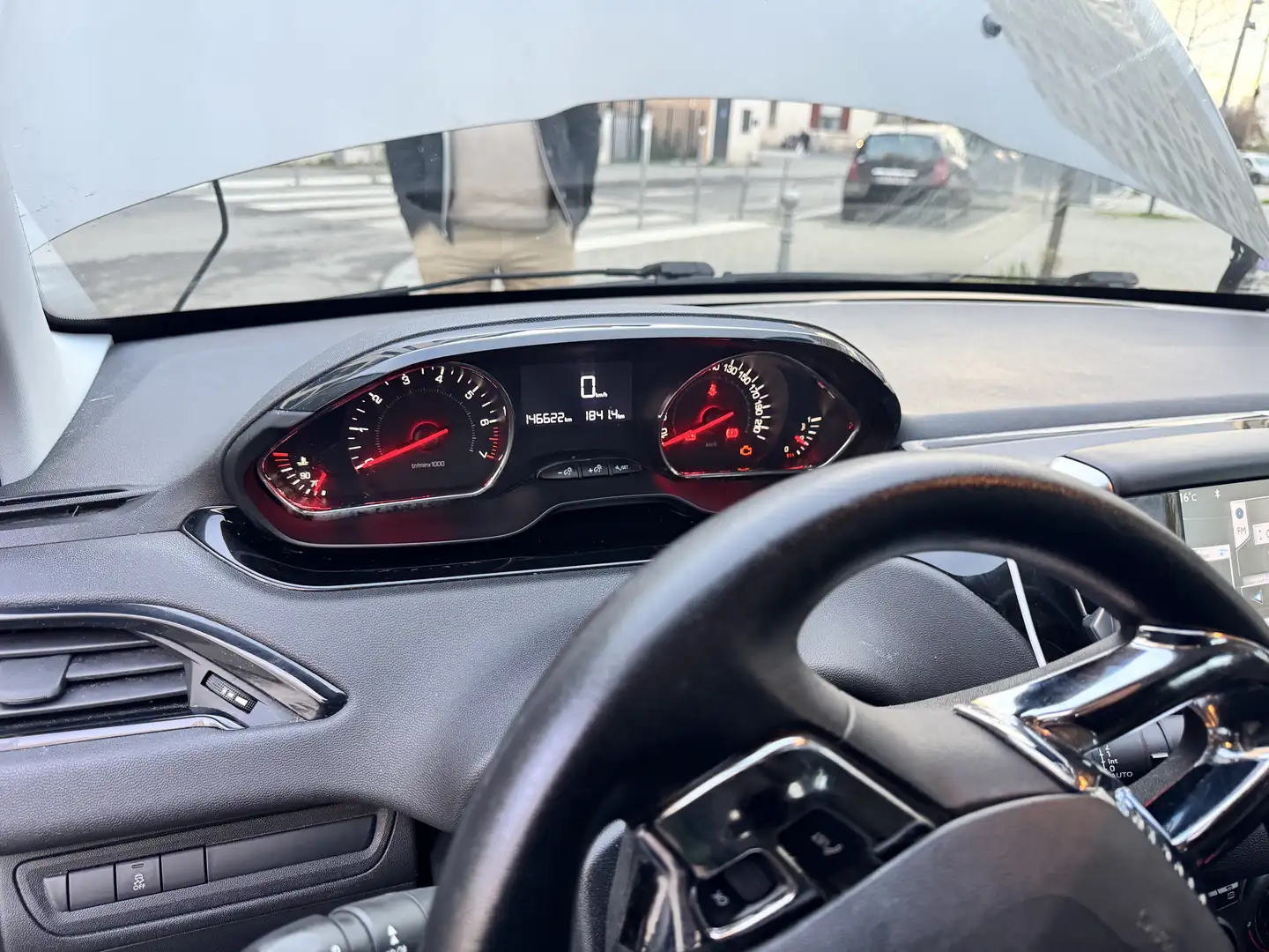 Peugeot 208 1.2 VTi 82ch BVM5 Active - 2