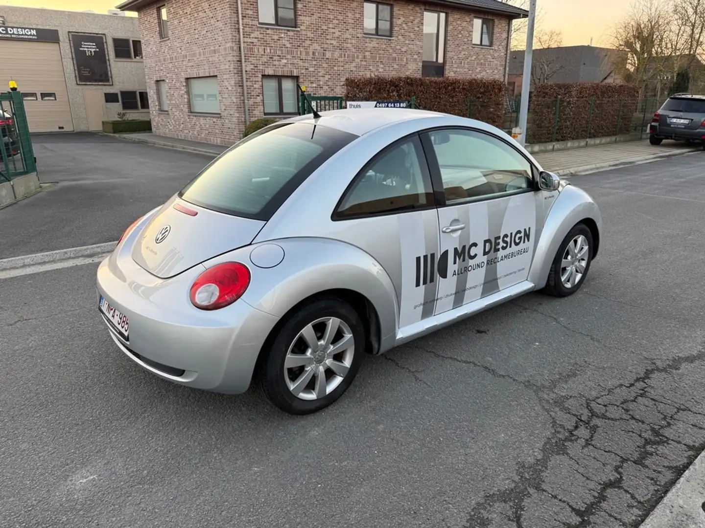 Volkswagen New Beetle New Beetle 1.9 TDI DPF Zilver - 2