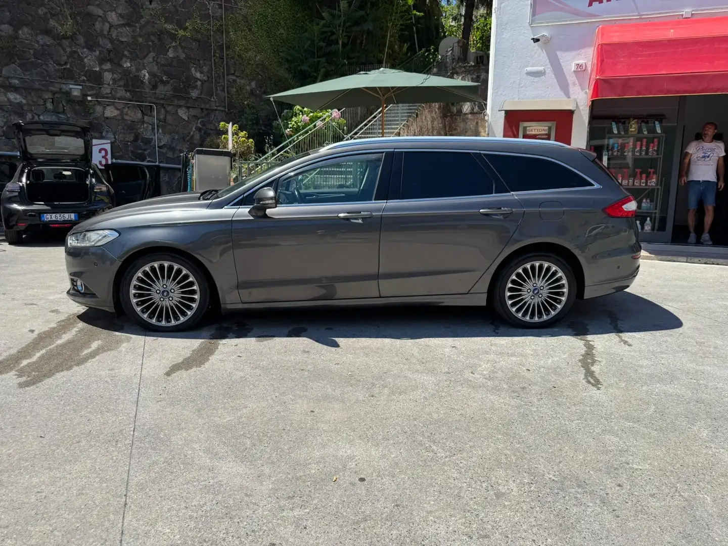 Ford Mondeo SW 2.0 tdci Ghia Pack 150 CV Gris - 2