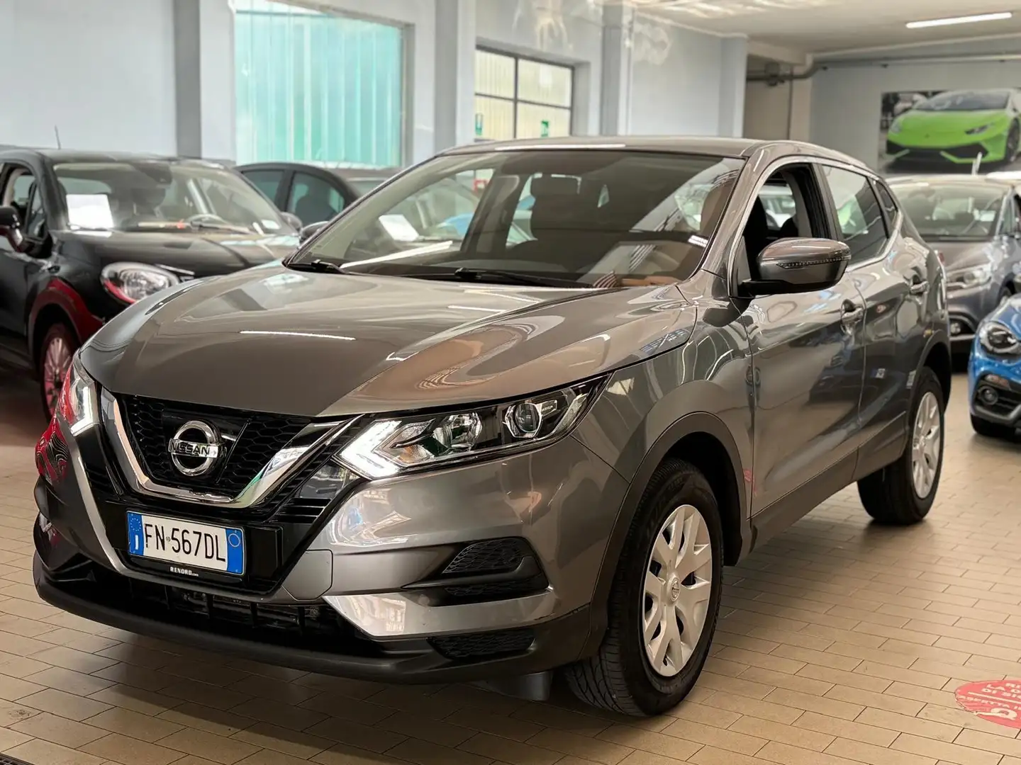 Nissan Qashqai 1.2 dig-t Tekna 115cv xtronic! UNICO PROPRIETARIO! Gris - 2