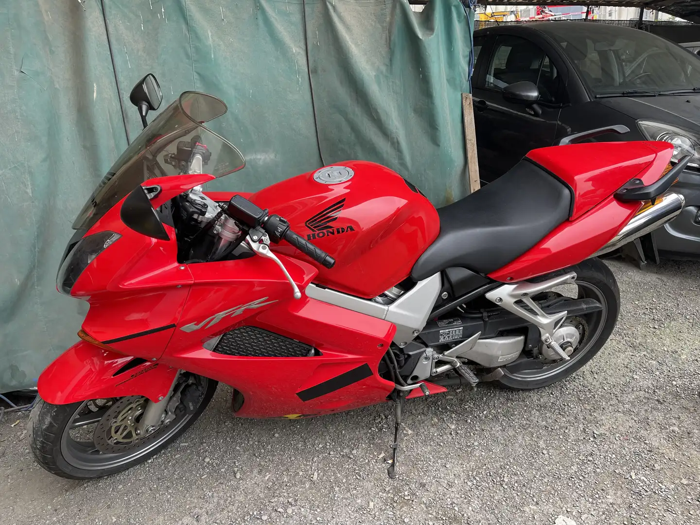 Honda VFR 800 - 1