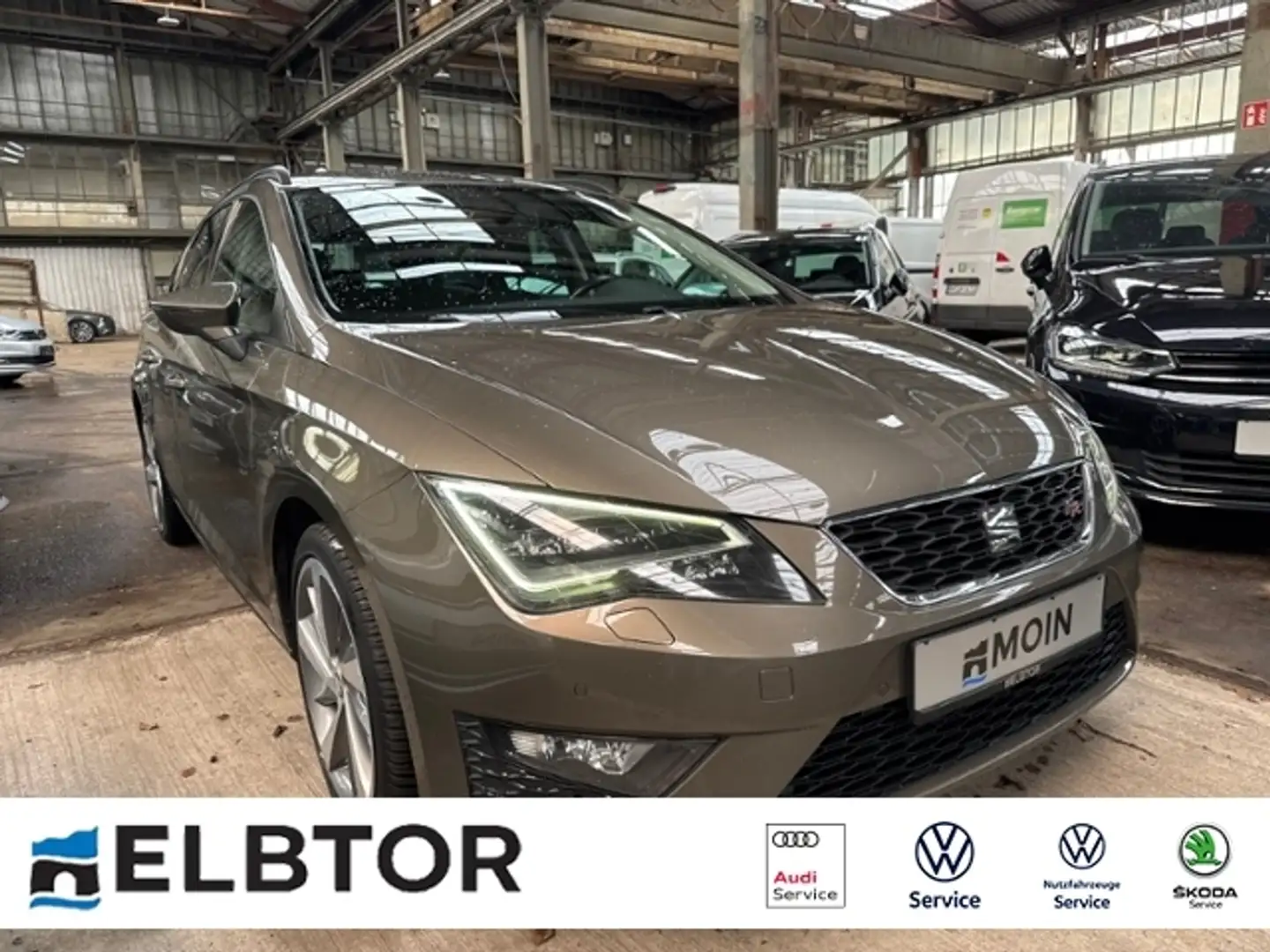 SEAT Leon ST 2.0 TDI FR Navi PDC SHZ LED Brun - 1