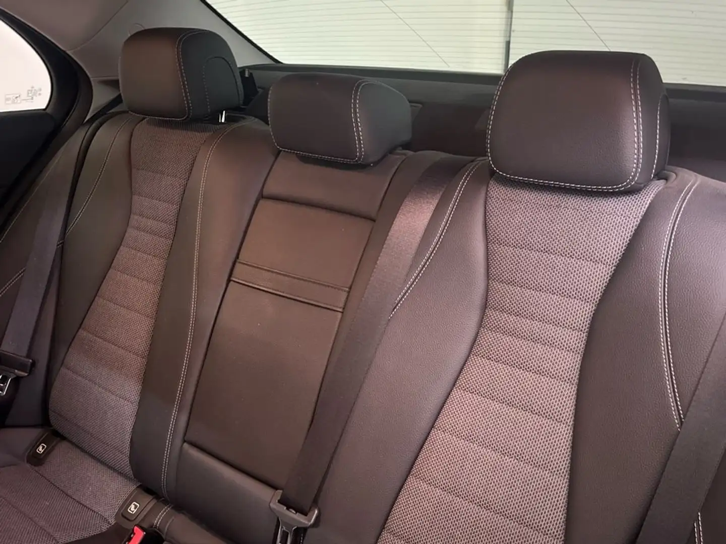 Mercedes-Benz E 300 de - 2