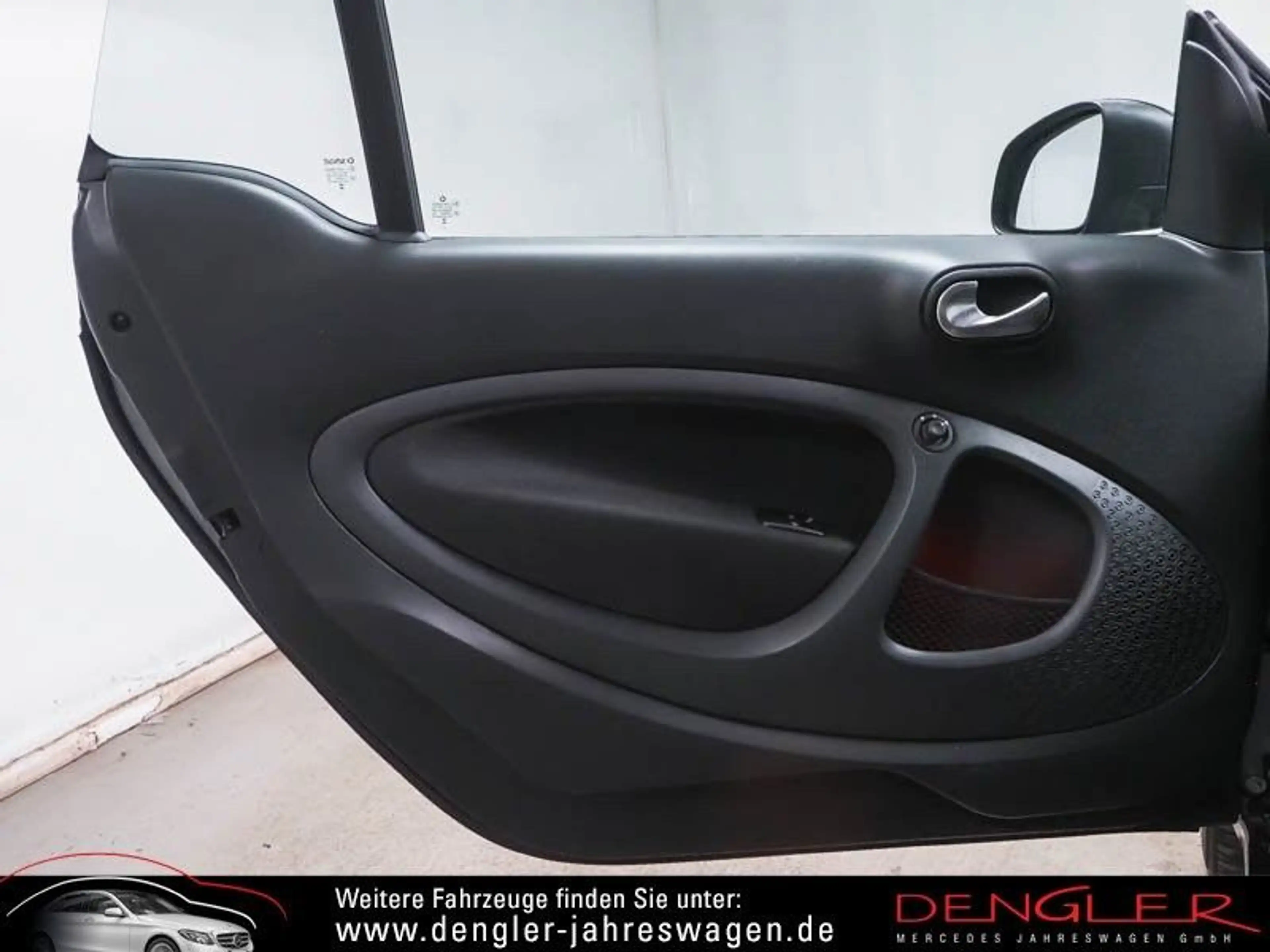 smart forTwo FORTWO Coupe EQ LEDER*PANO*22KW PRIME — photo 7