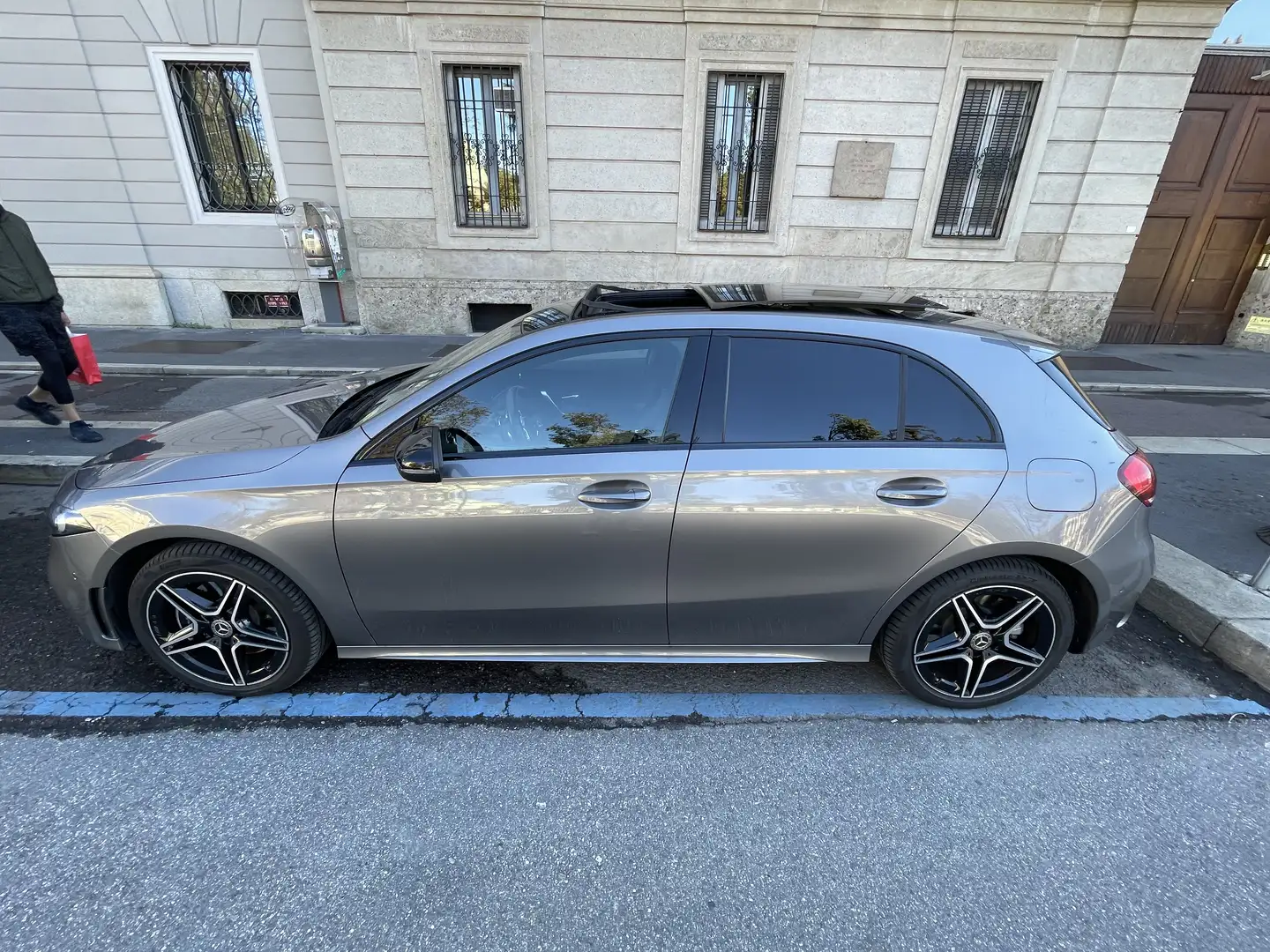 Mercedes-Benz A 250 e phev (eq-power) Premium Plus edition auto - 2