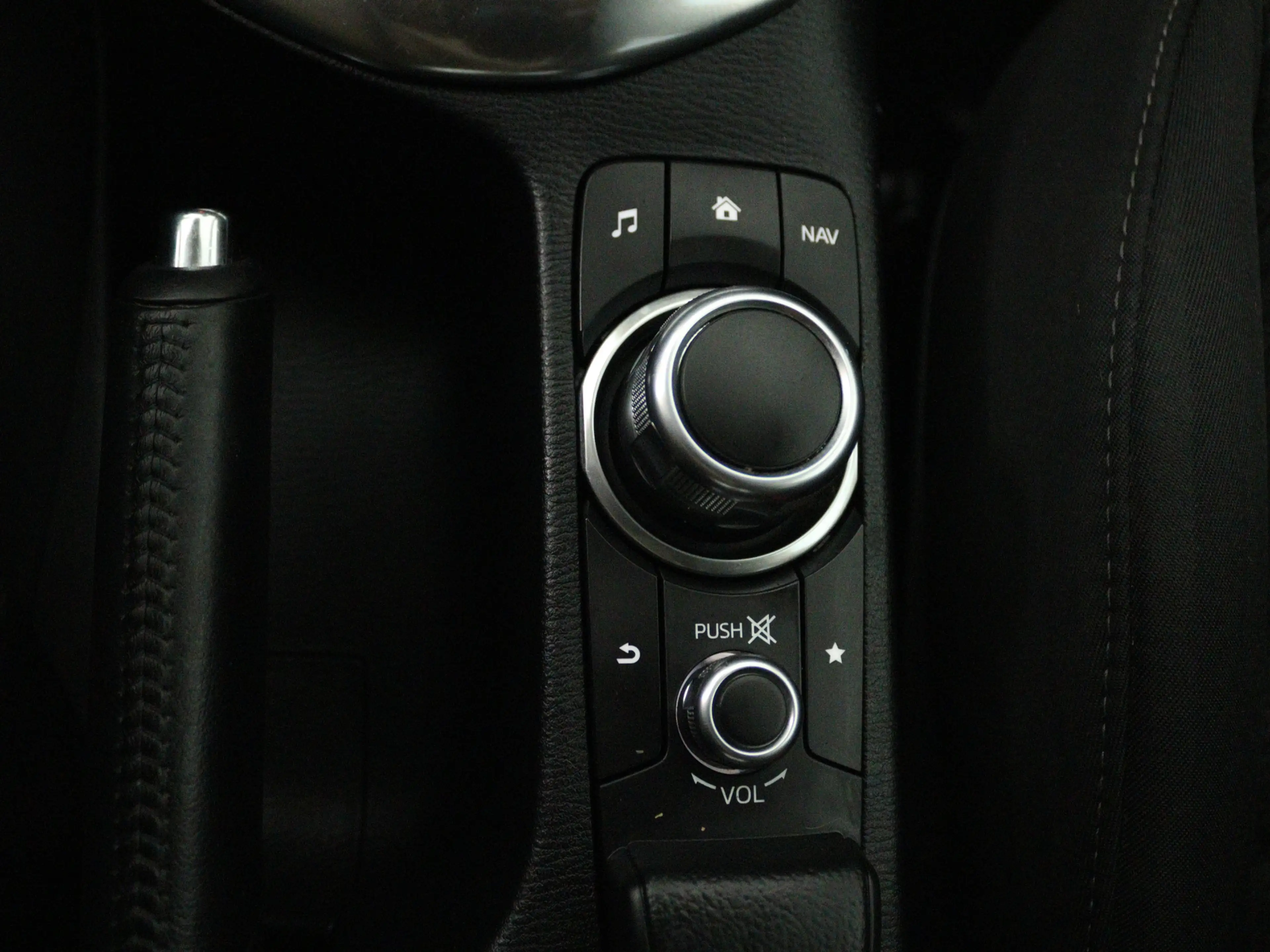 Mazda 2 1.5 Skyactiv-G Sport Selected | Dealer onderhouden — photo 6
