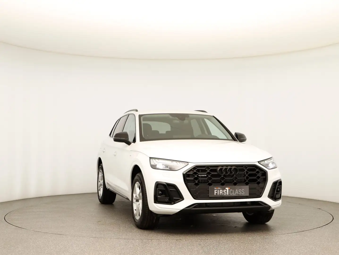 Audi Q5 50 TFSI e quattro S line Weiß - 2