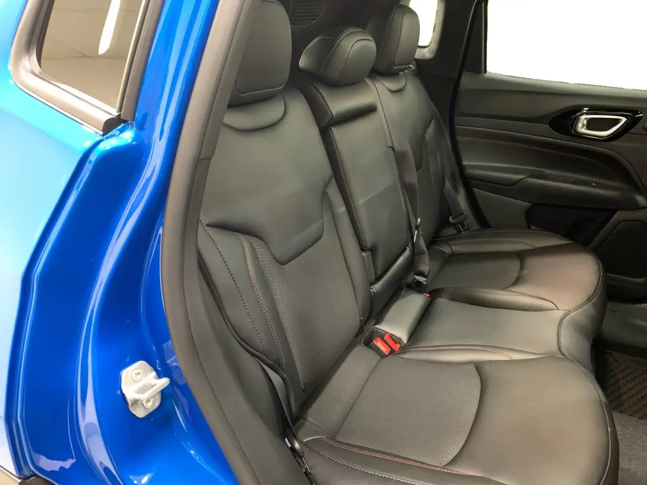 Jeep Compass снимка Jeep Compass