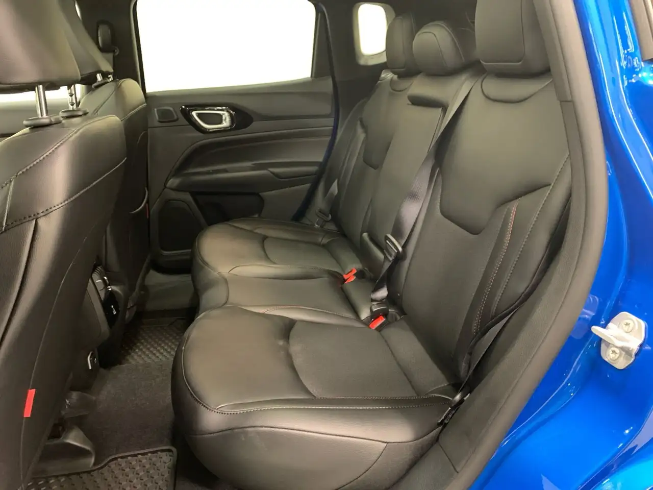 Jeep Compass снимка Jeep Compass