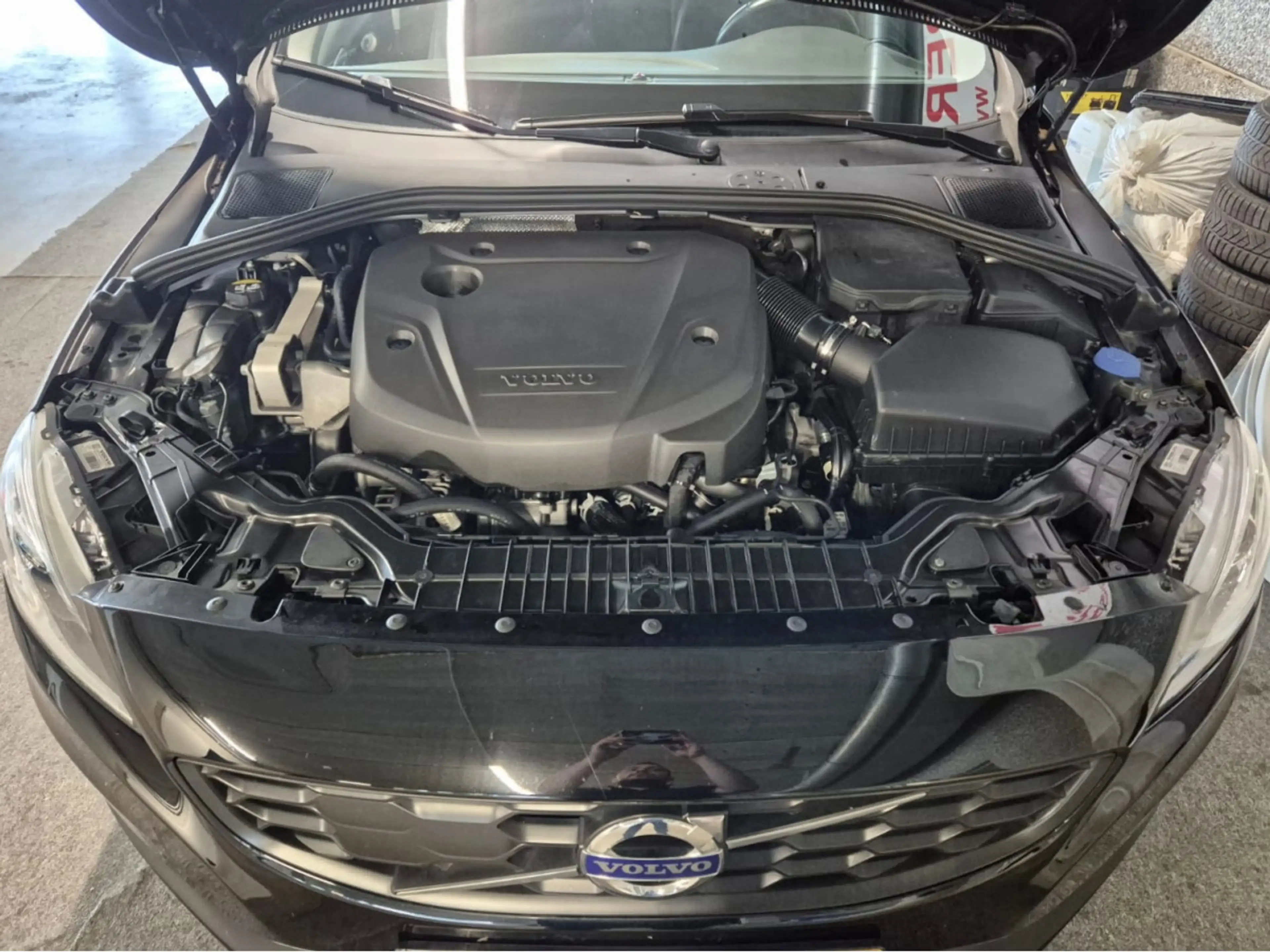 Volvo V60 Cross Country D3 GEARTRONIC CUIR NAVI — photo 12
