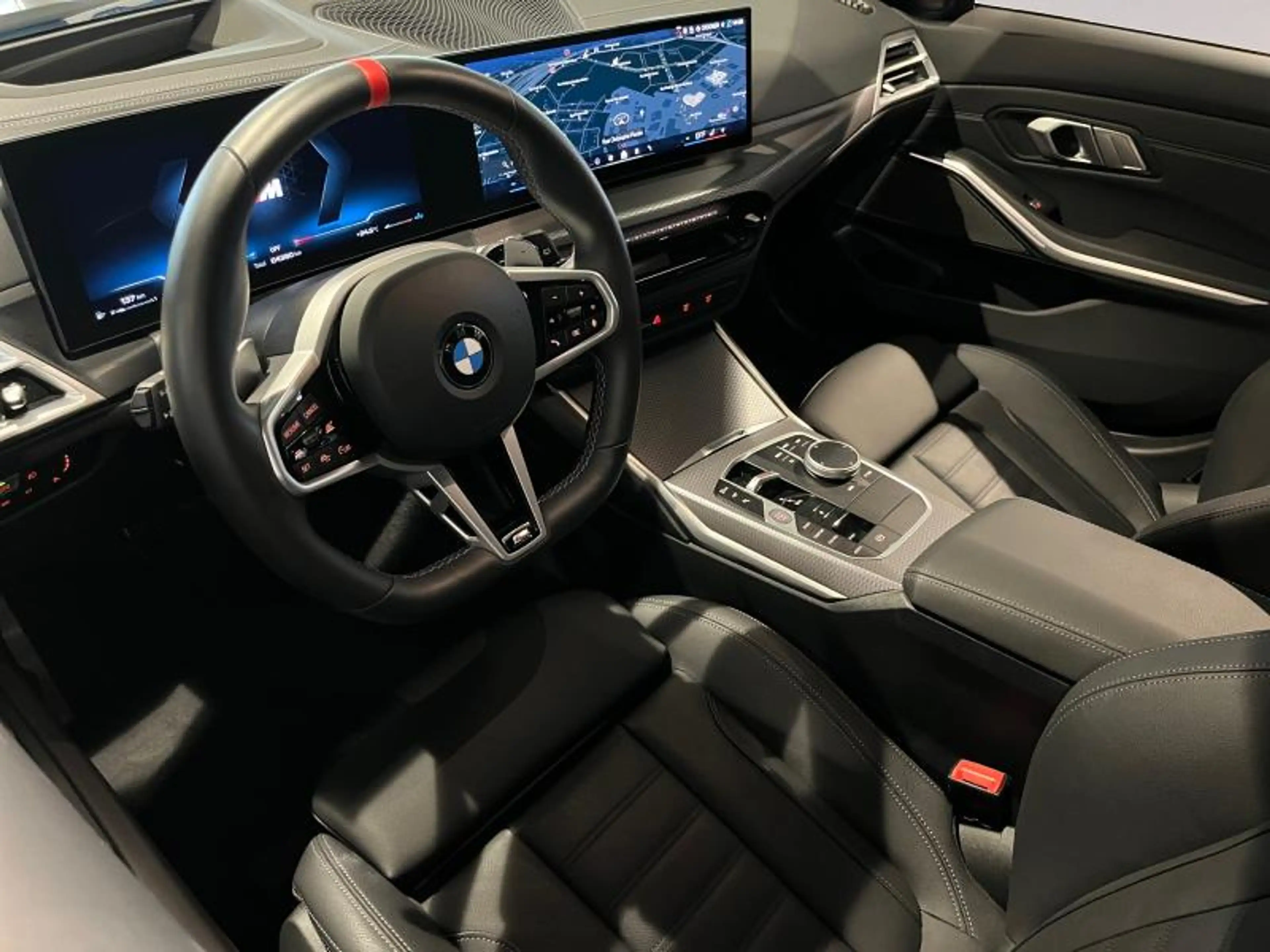 BMW 340 M340d xDrive Touring — photo 10