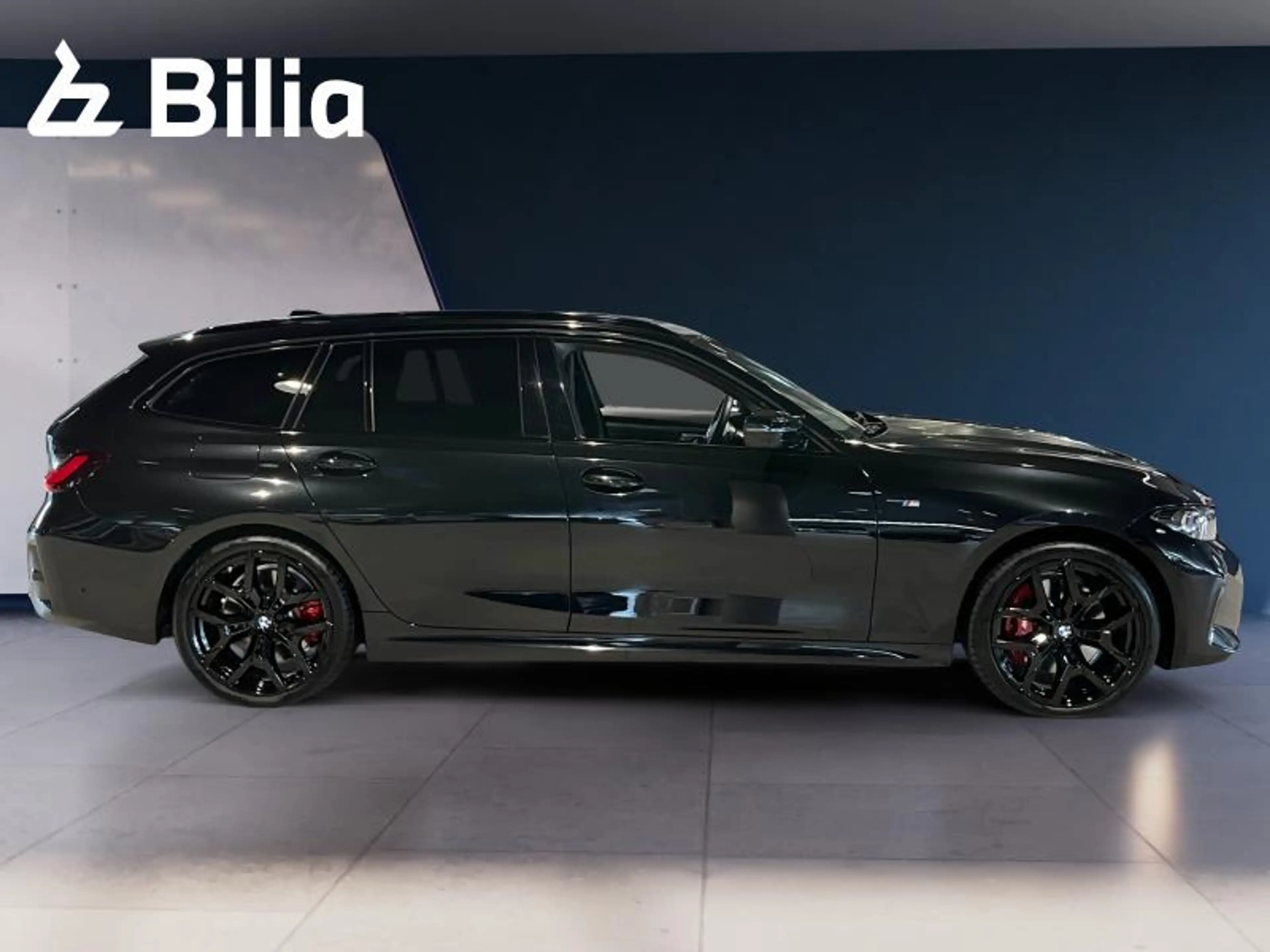 BMW 340 M340d xDrive Touring — photo 4