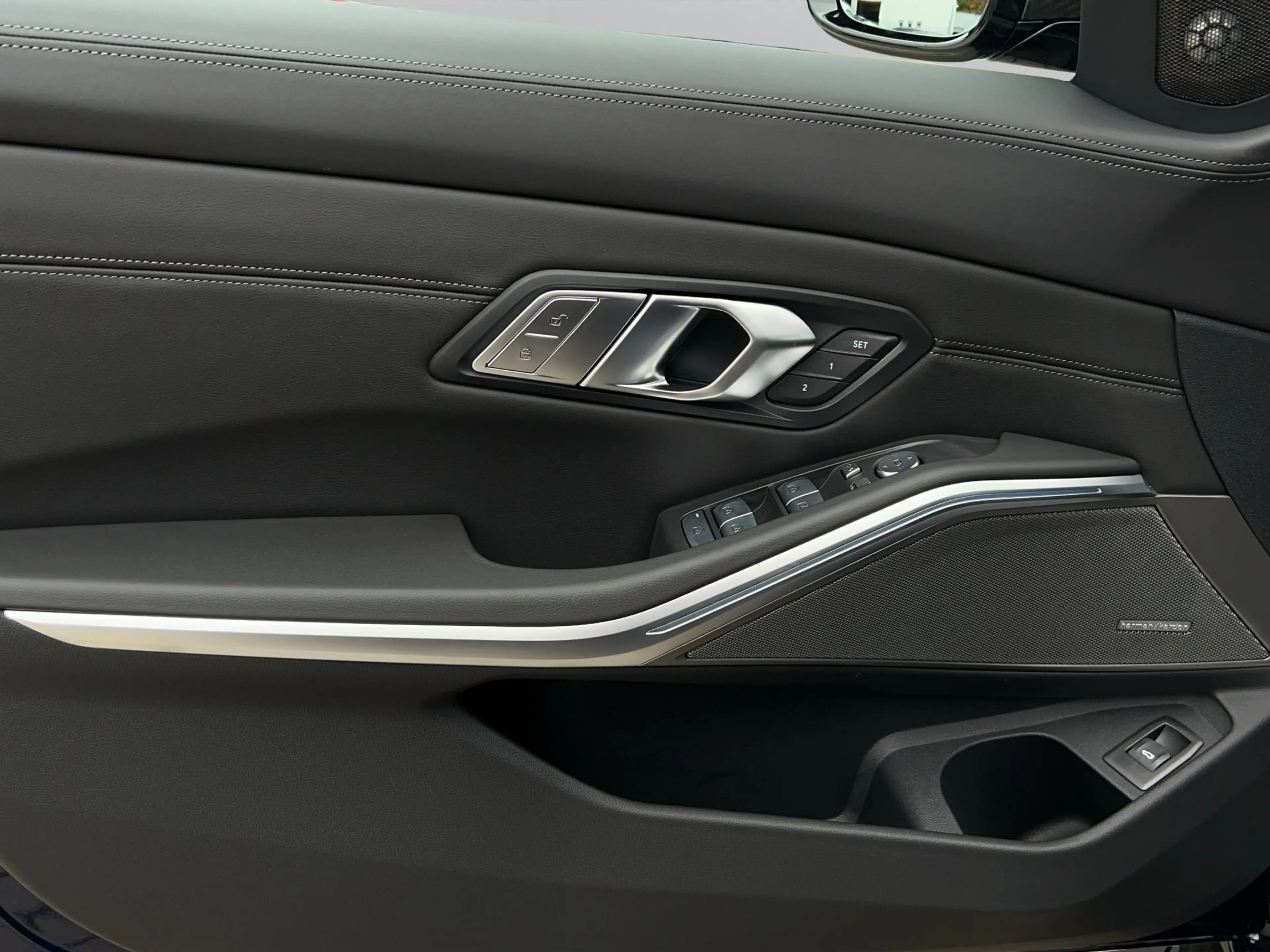 BMW M3 Competition M xDrive Ultimate Package — photo 14