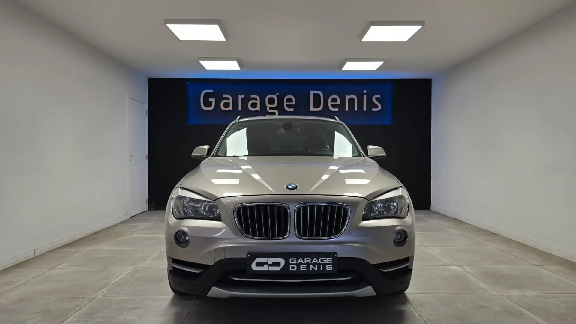 BMW X1 2.0 d xDrive18**GPS**CUIR**GARANTIE 12 MOIS** Gris - 2