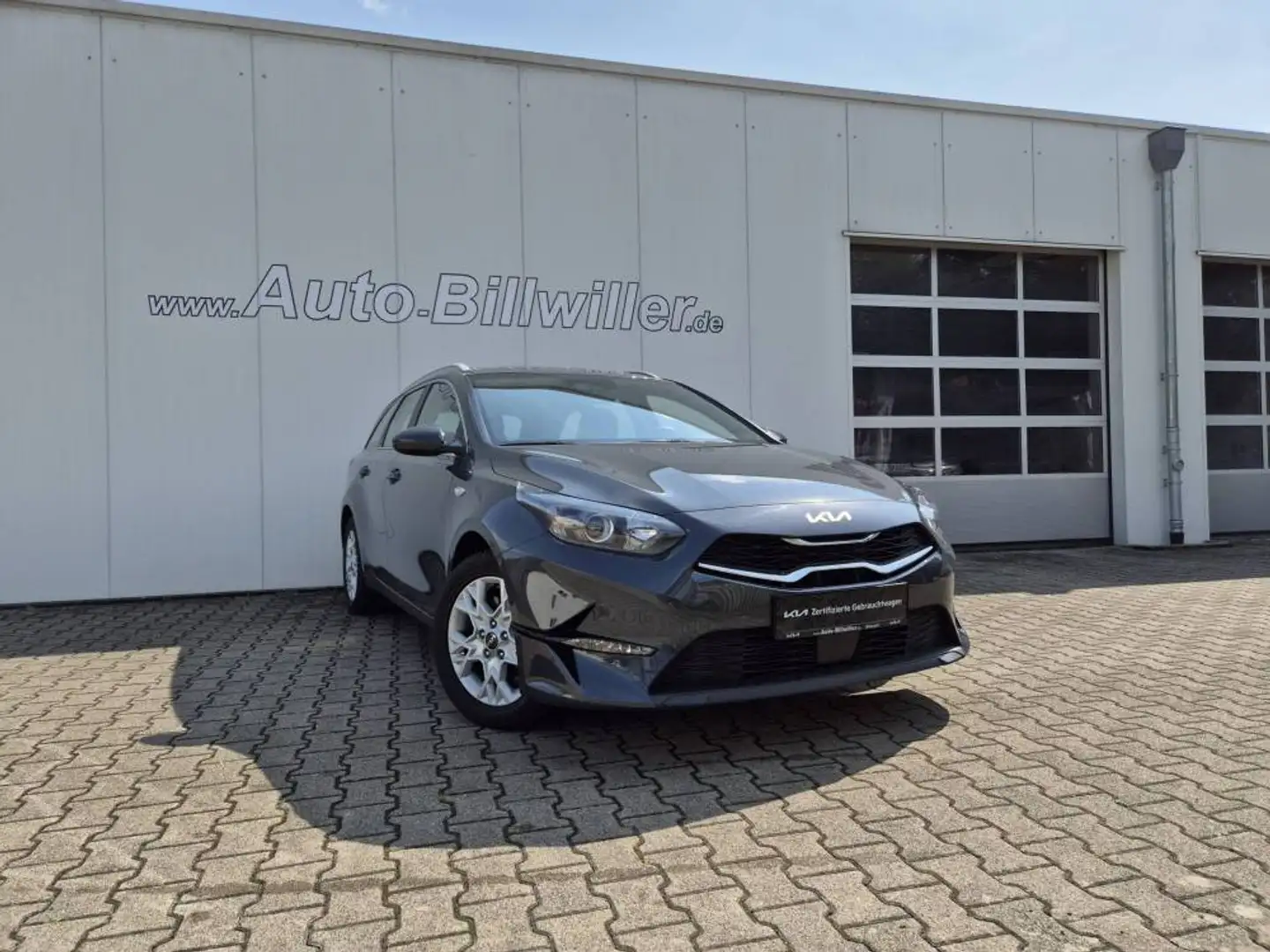 Kia Ceed / cee'd Ceed Sportswagon 1.5 T-GDI DCT7 Vision Komfort+ Grau - 2