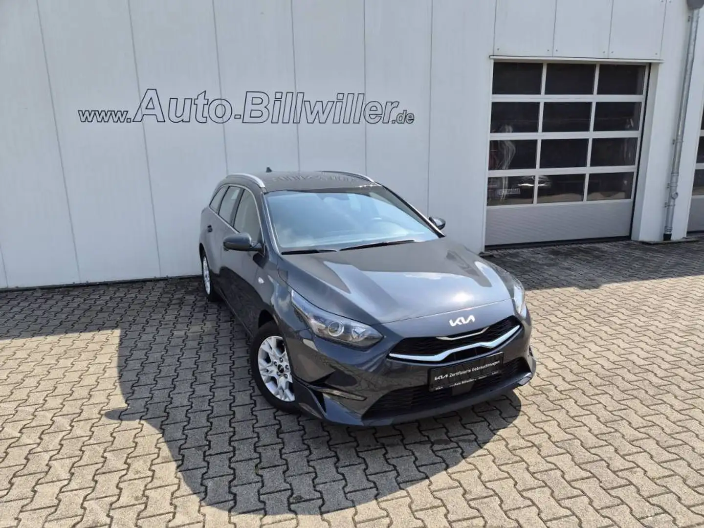 Kia Ceed / cee'd Ceed Sportswagon 1.5 T-GDI DCT7 Vision Komfort+ Grau - 1