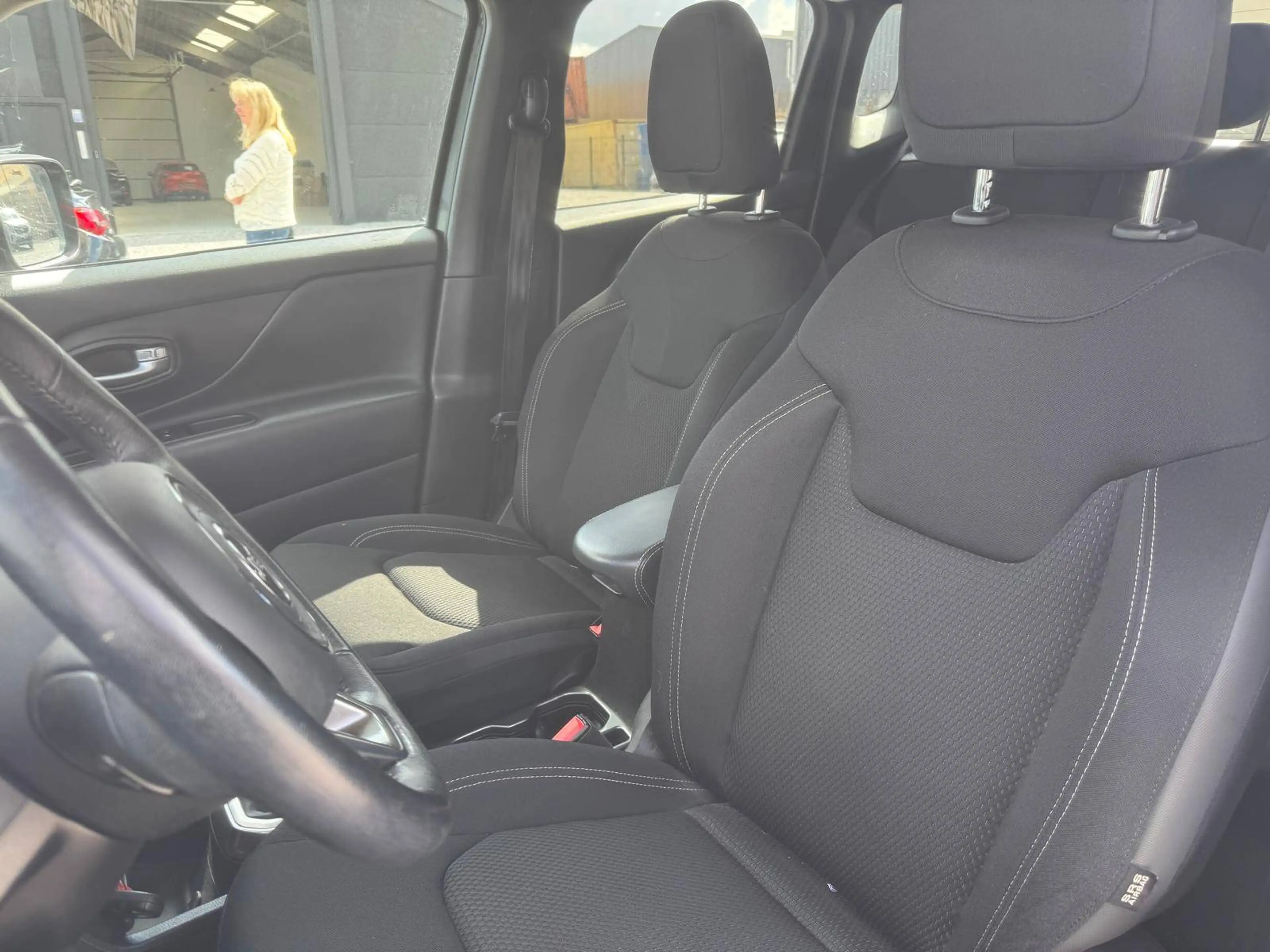 Jeep Renegade 1.0 T3 Limited // Marchand - Export ✅ — photo 12