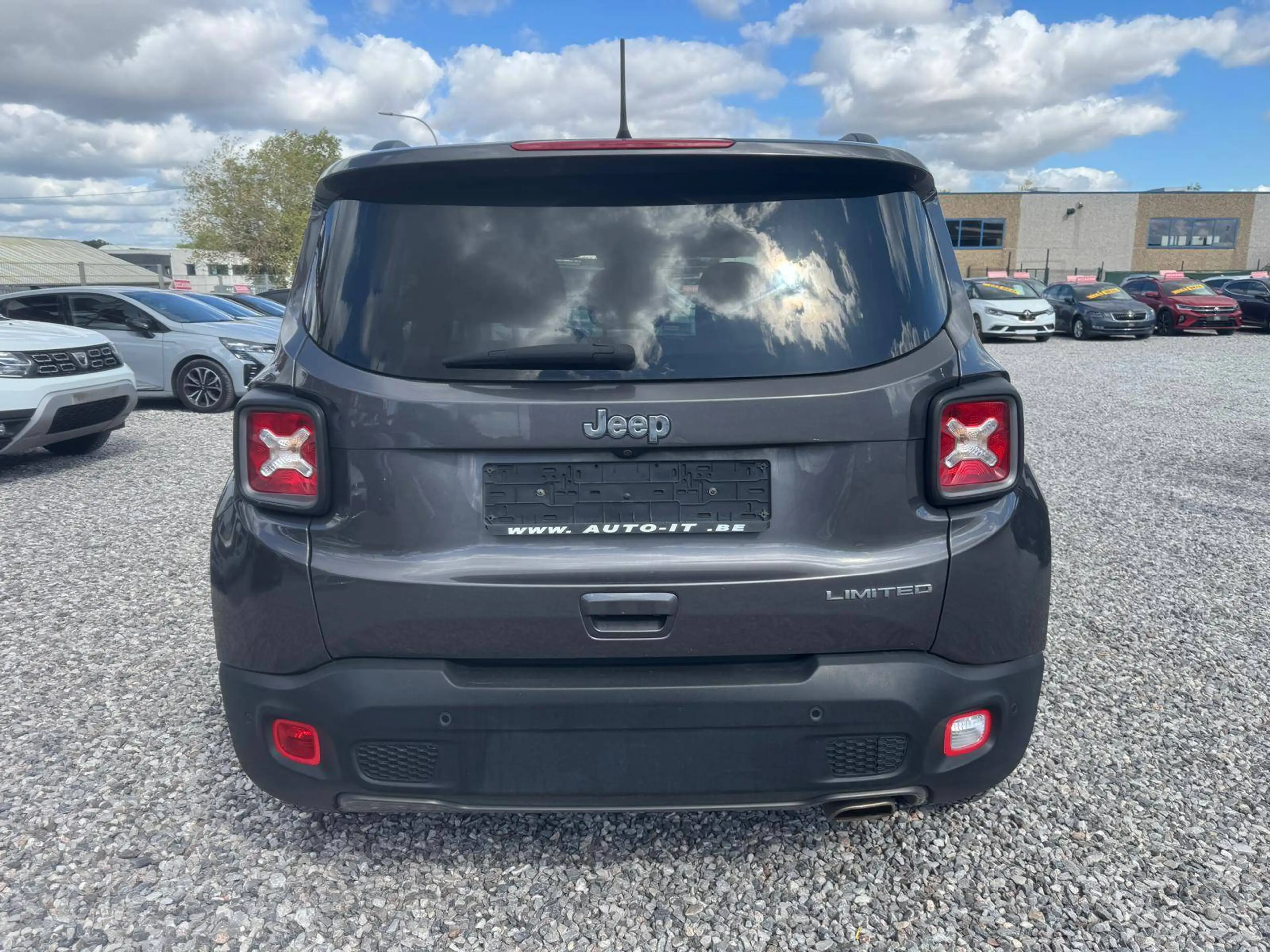 Jeep Renegade 1.0 T3 Limited // Marchand - Export ✅ — photo 8