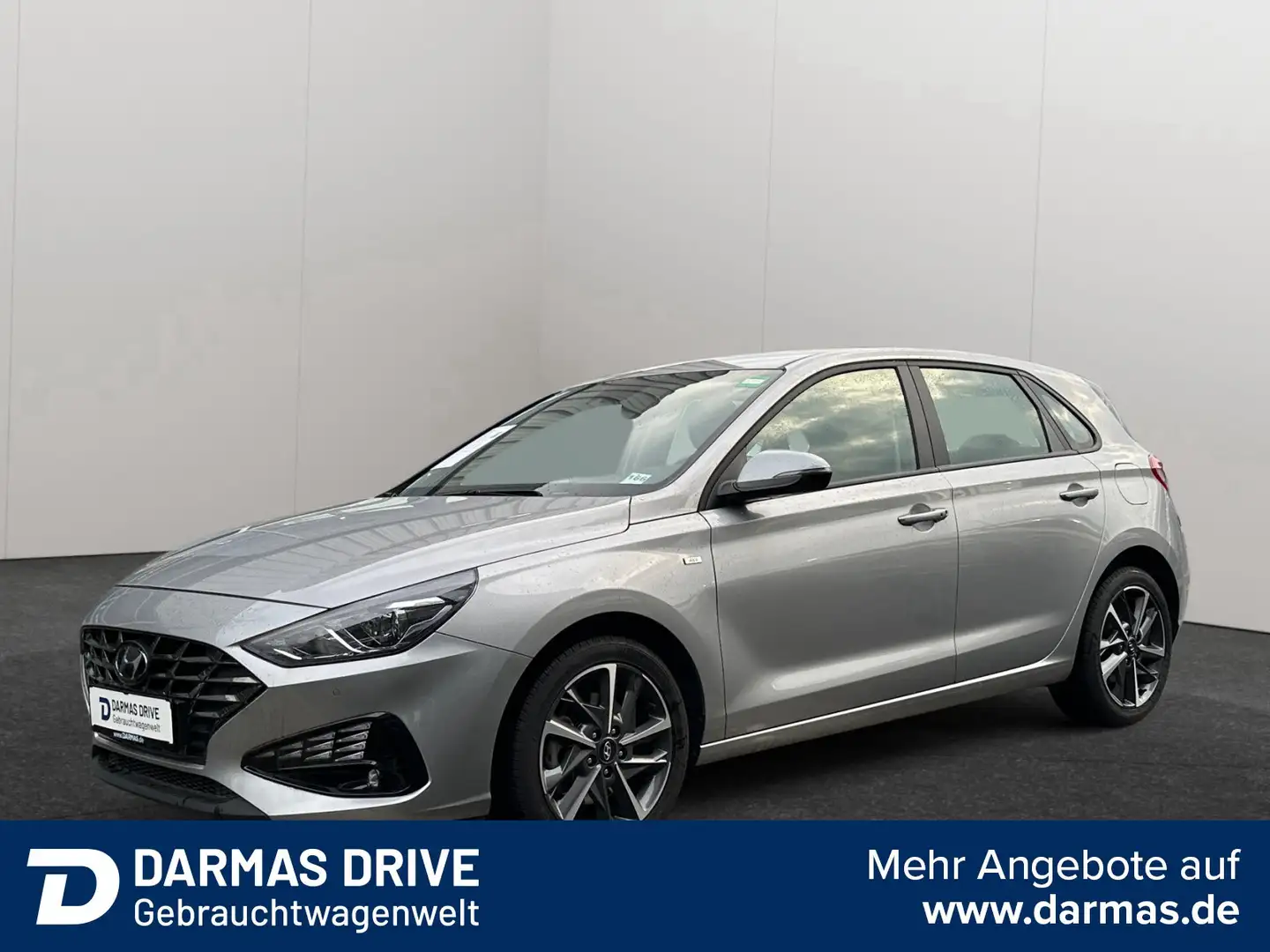 Hyundai i30 i30 1.0 Turbo 48V Trend 17 Alu 1. Hand TOP Gümüş rengi - 1