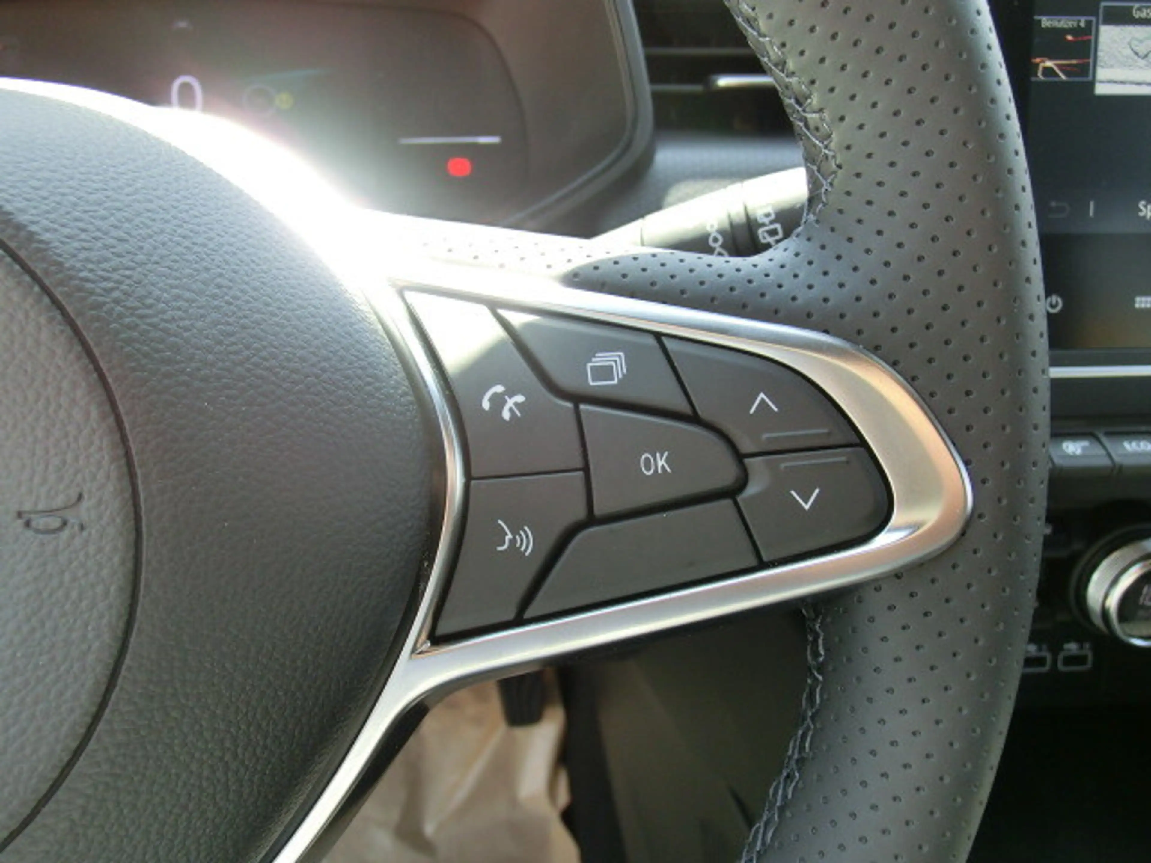 Mitsubishi Colt 1,0 MPI-T Intense — photo 8