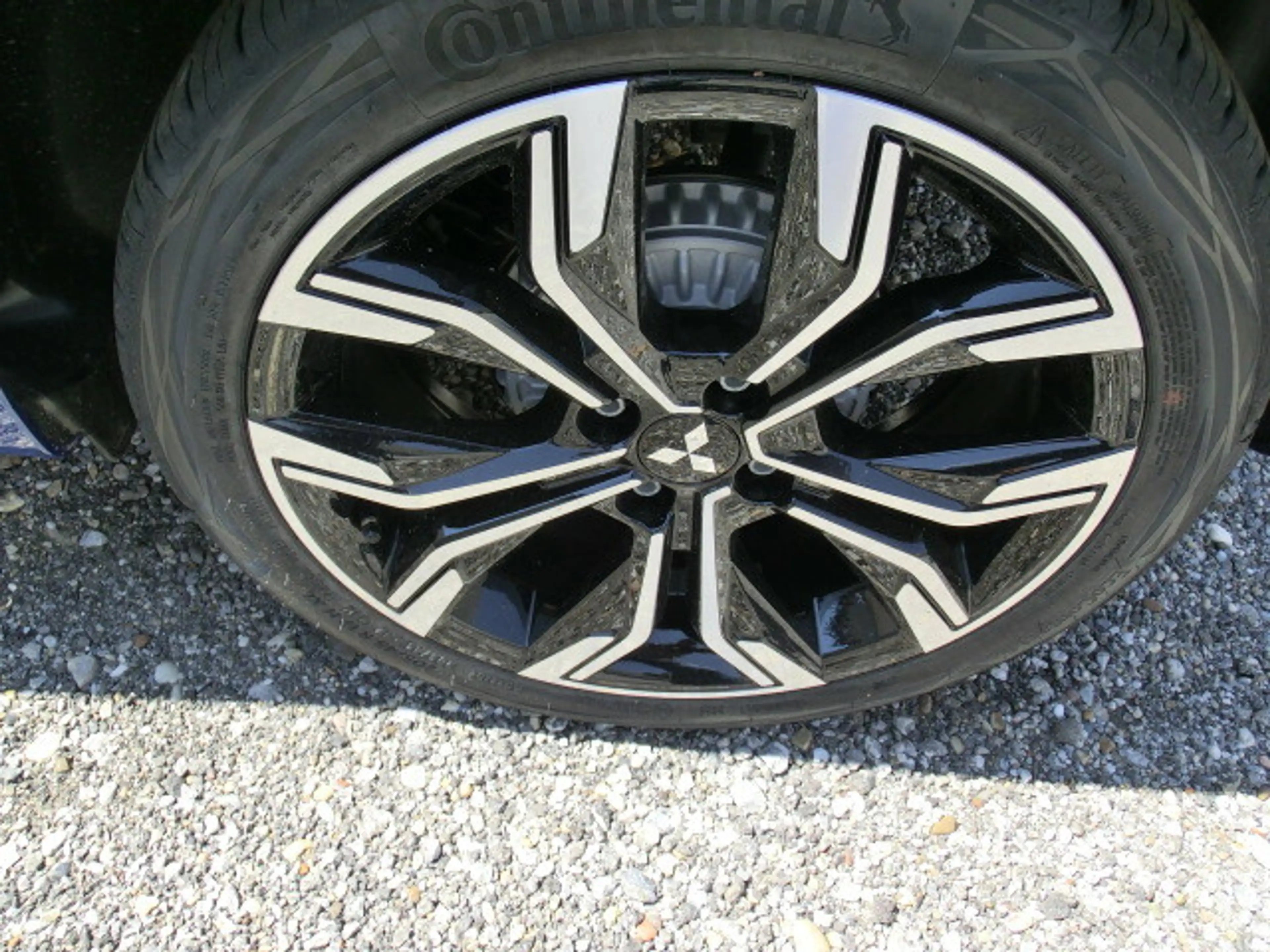 Mitsubishi Colt 1,0 MPI-T Intense — photo 14