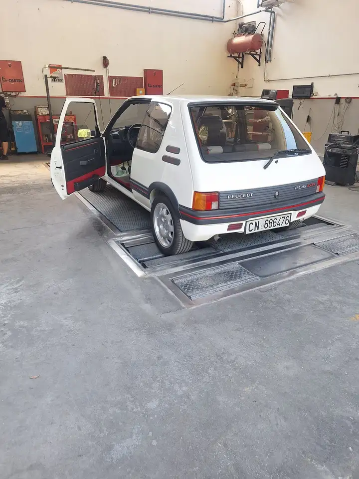 Peugeot 205 3p 1.9 Gti 130cv 5m, foto 5