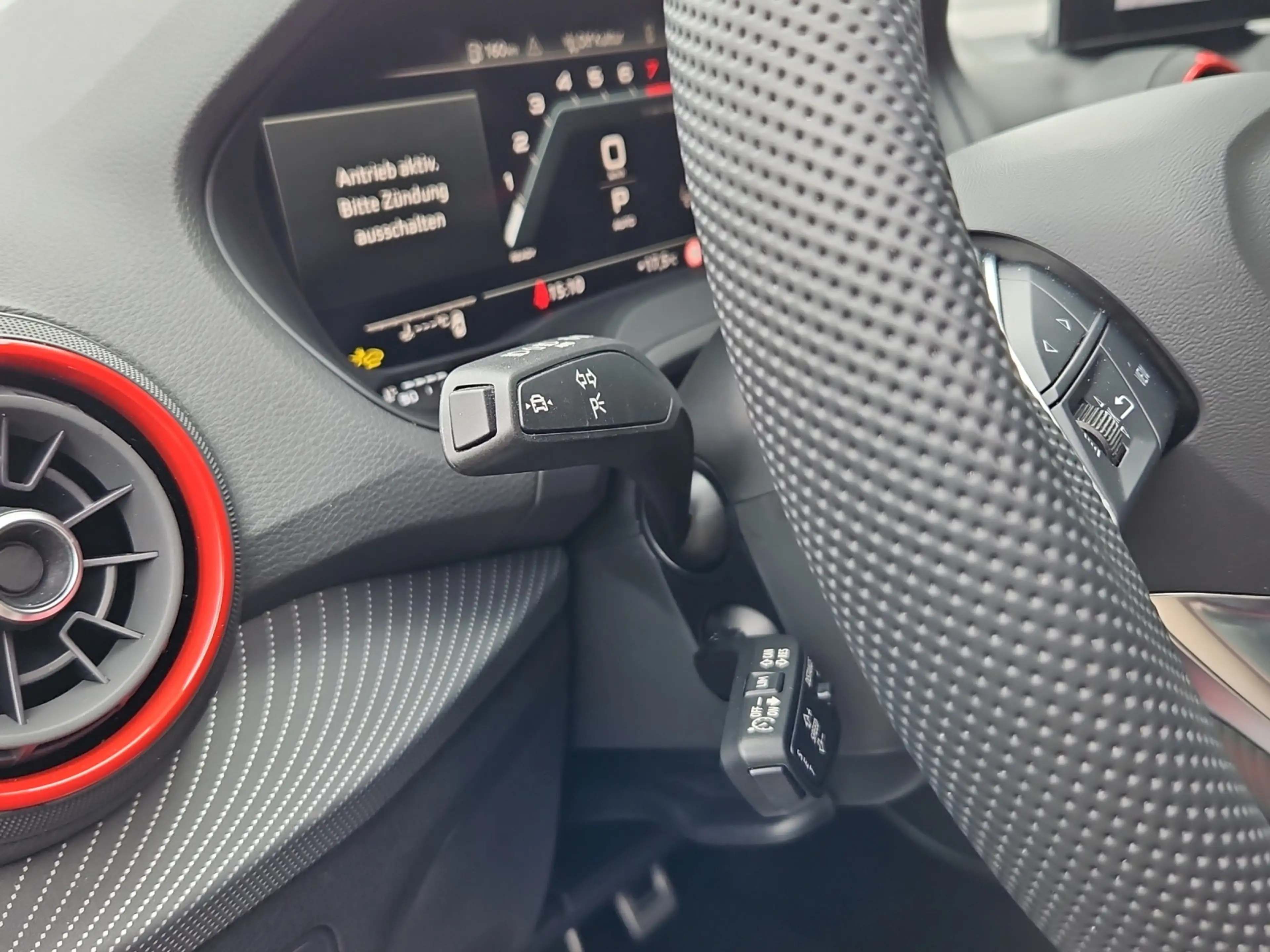 Audi SQ2 TFSI S tronic quattro NaviPlus Matrix AHK Leder... — photo 15