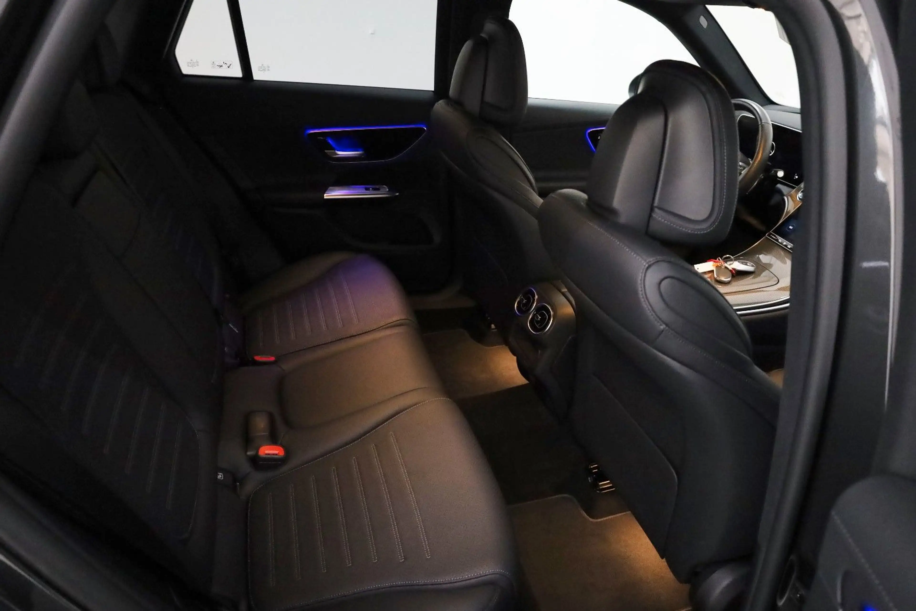 Mercedes-Benz GLC 300 e 4M,AMG-line,Navi,LED,SH,Kamera,ACC +WR — photo 6