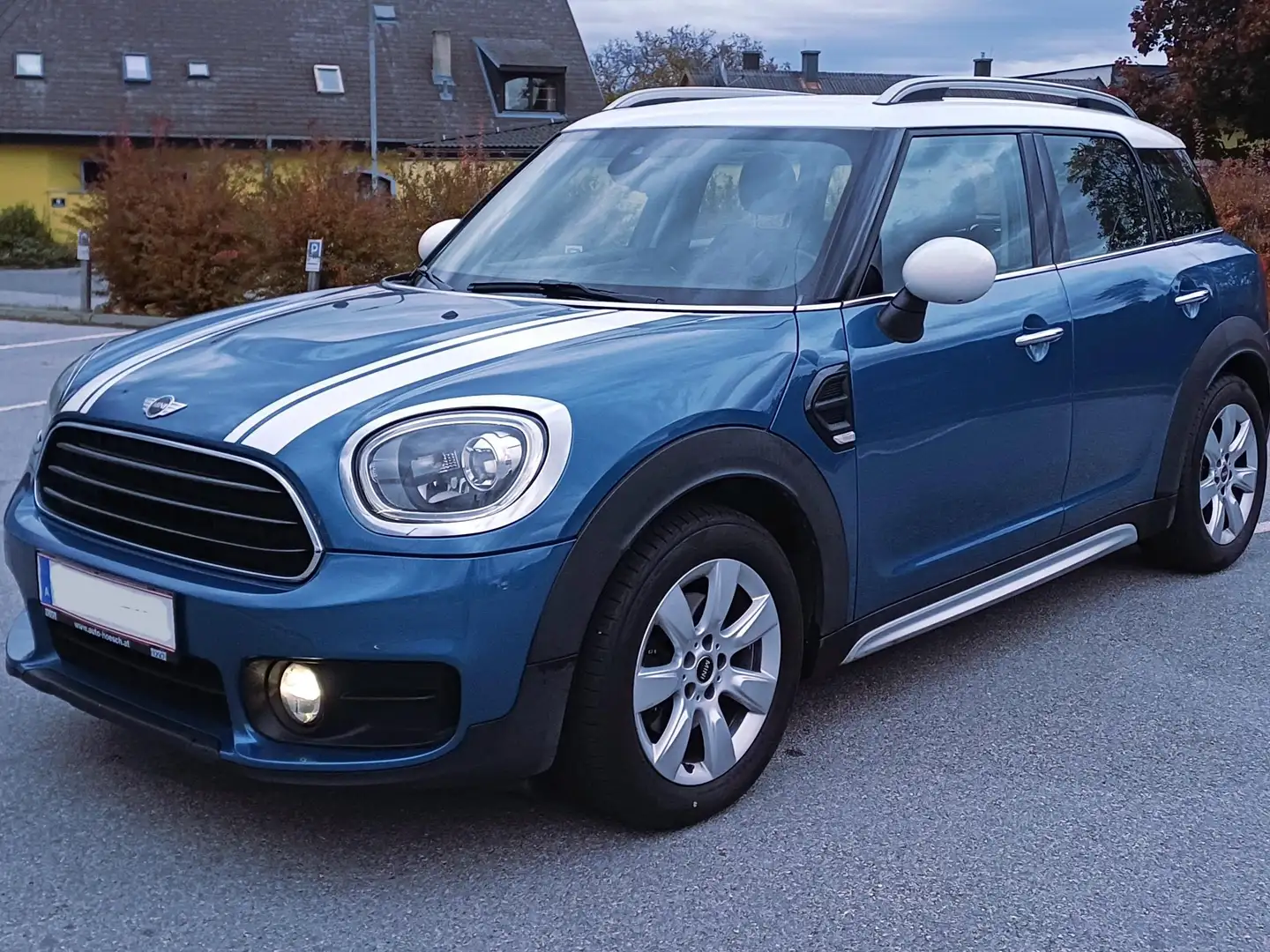 MINI Cooper D Countryman MINI Countryman Cooper D Aut. mit Navi Blau - 2