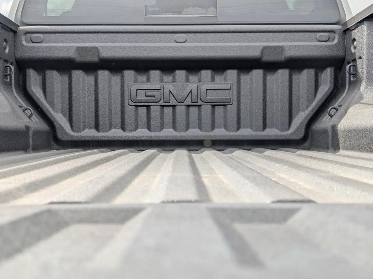 GMC Canyon снимка GMC Canyon