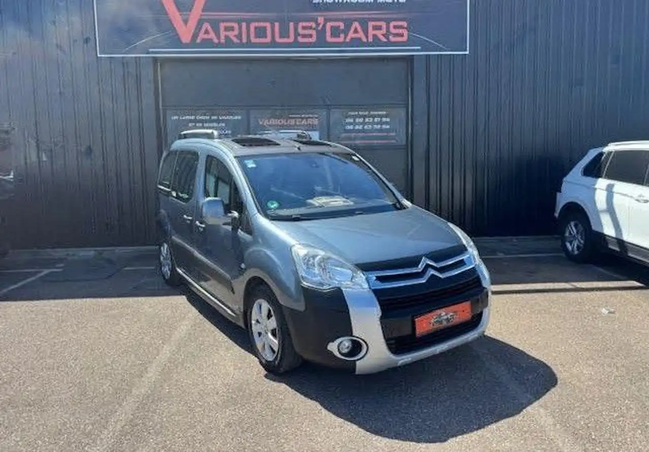 Citroen Berlingo 1.6 HDI 90 XTR 5P
