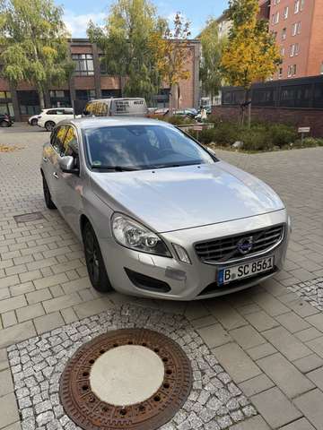 Imagine Volvo V60 D3