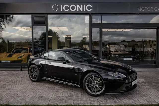 Aston Martin Vantage S