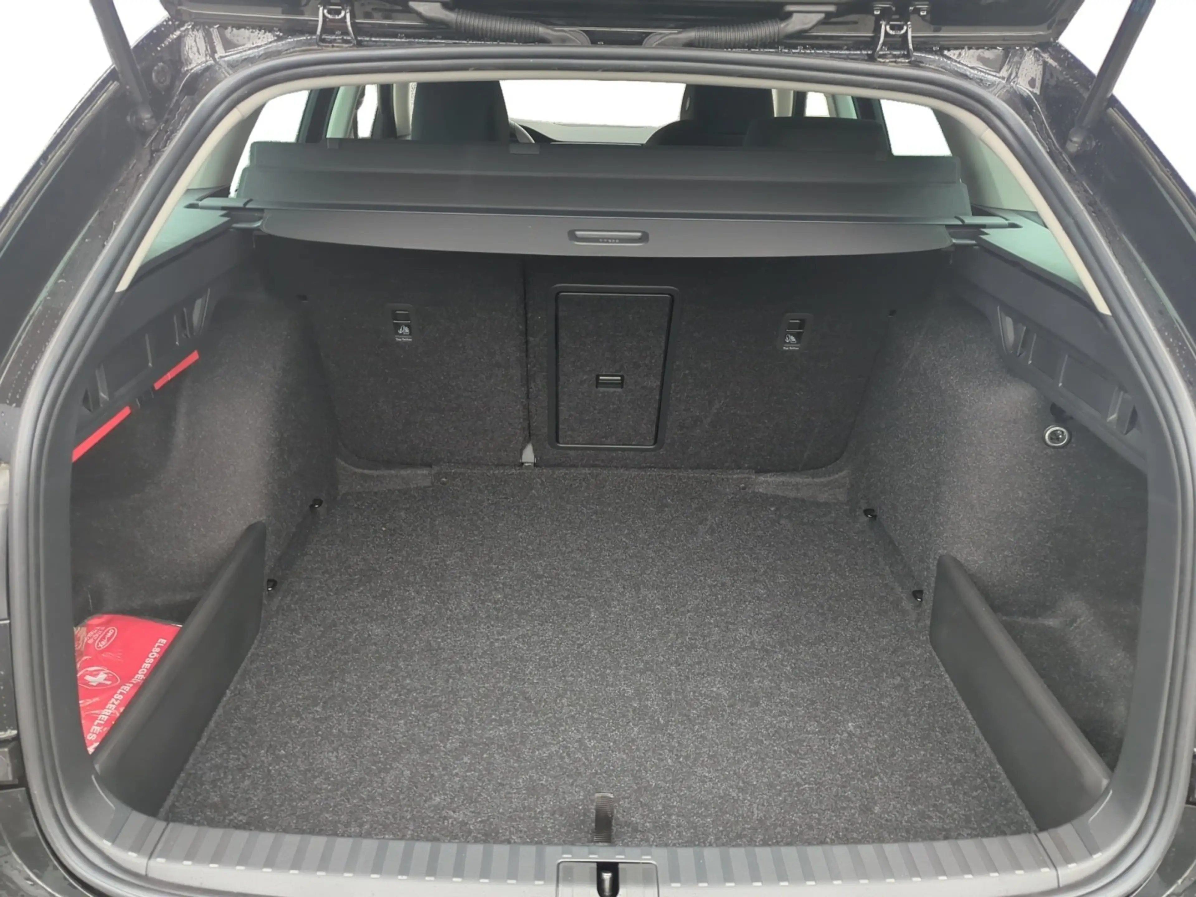 Skoda Octavia Combi Selection 1.5 TSI DSG ACC*AHK*LED — photo 6